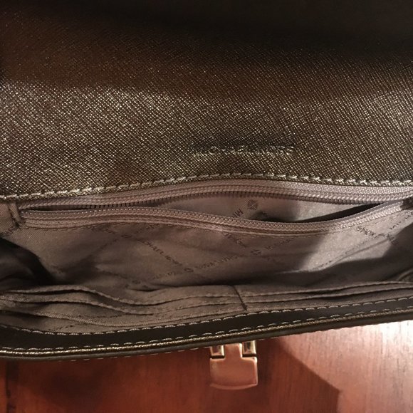 Michael Kors Tina Leather Clutch Shoulder Bag Metallic Silver - NWT $278 - Picture 7 of 15